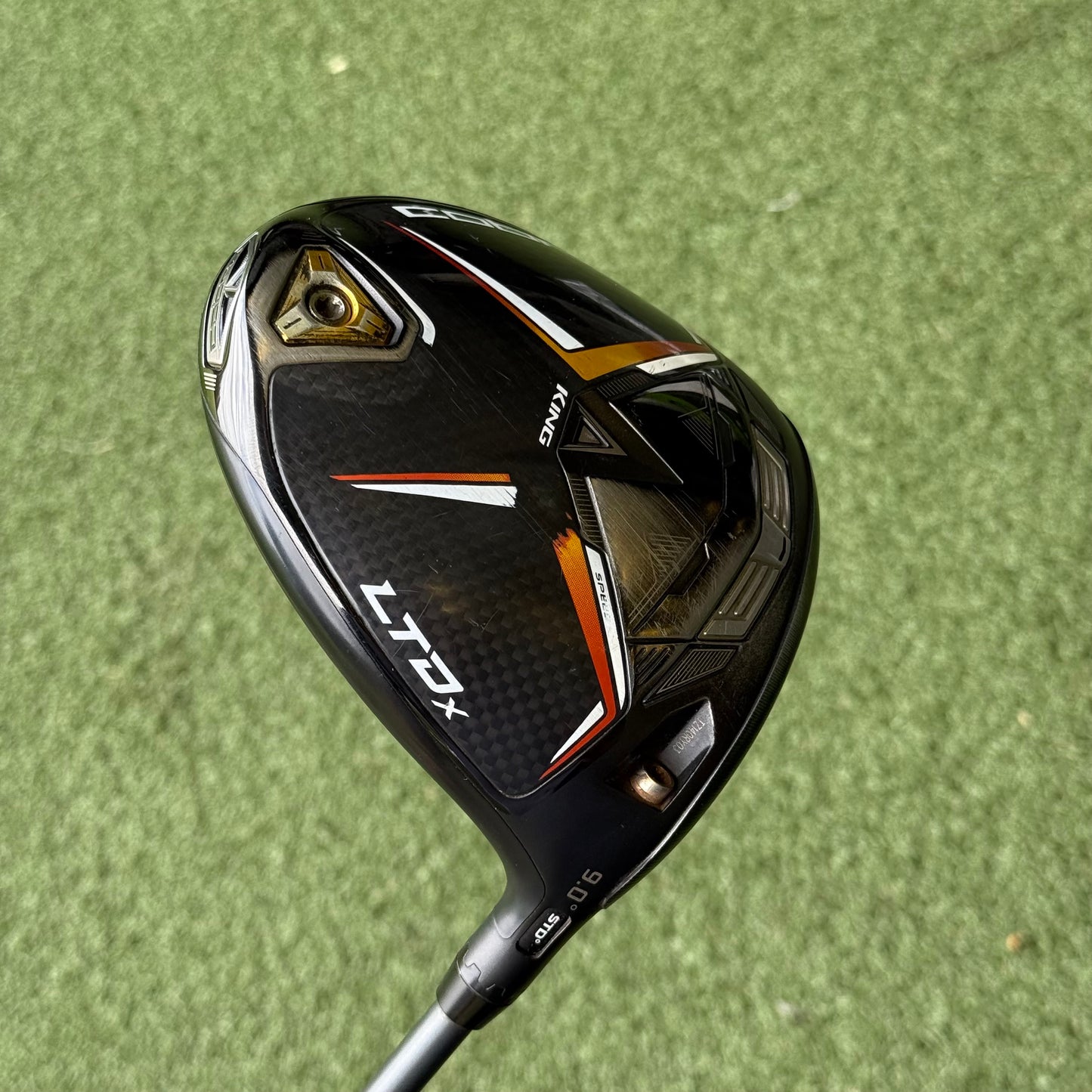 Cobra KING LTDx Golf Driver / 9 Degree / Stiff Flex