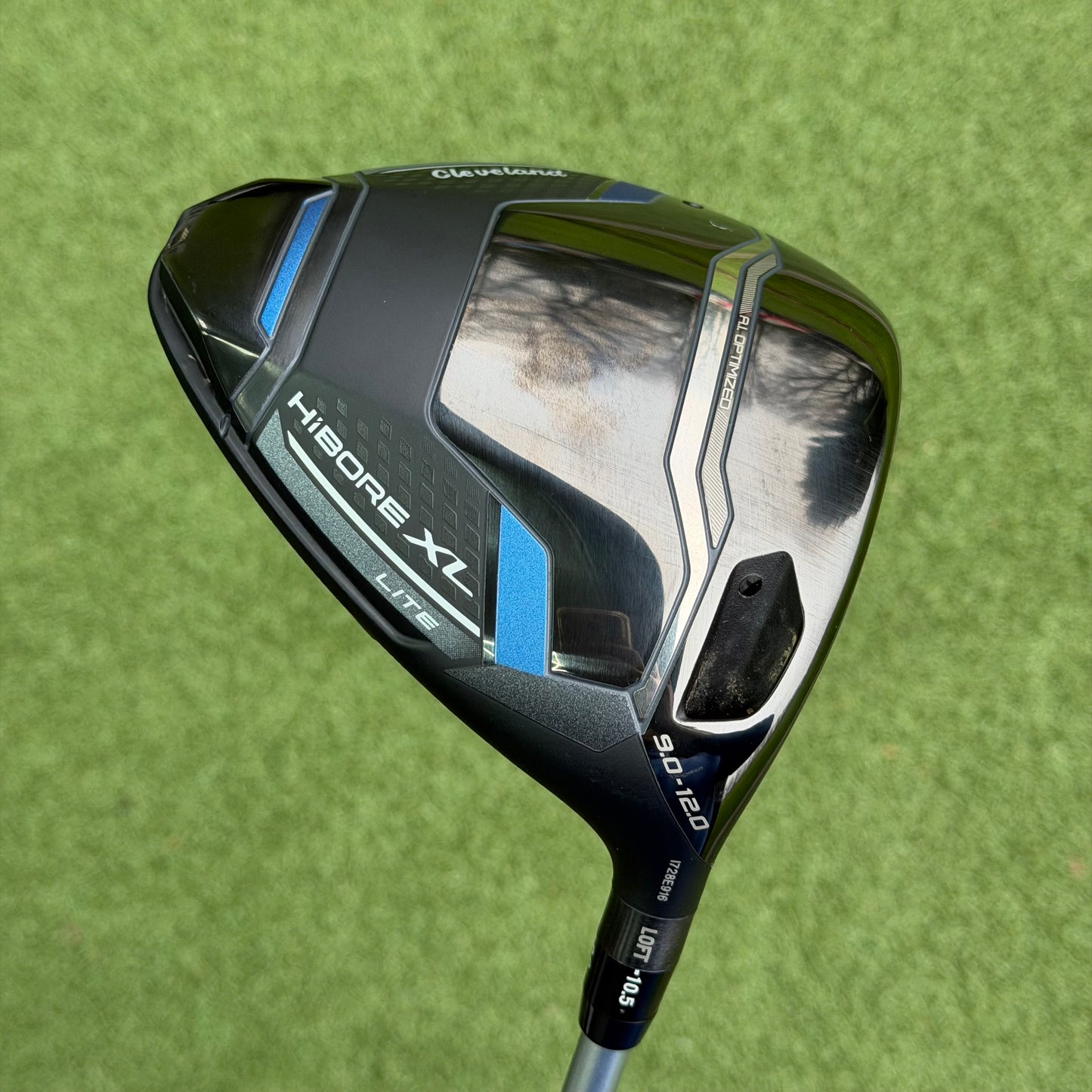 Cleveland Hi Bore XL Lite Golf Driver / 9-12 Degree / Senior Flex