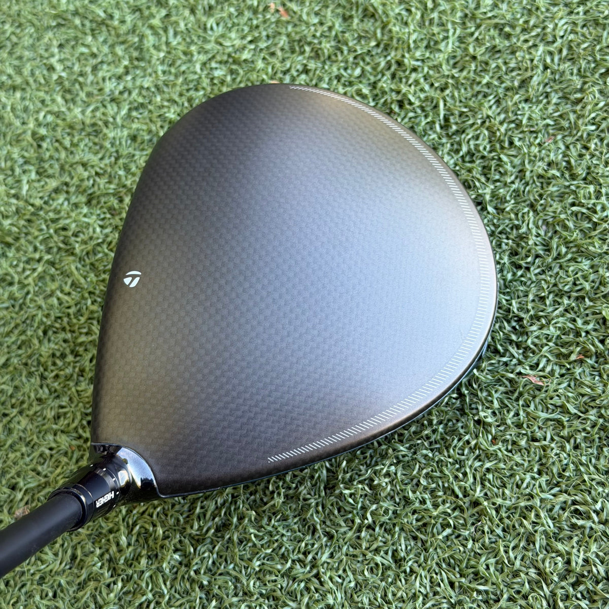 TaylorMade Qi4D Golf Driver / 10.5 Degree / Stiff Flex REAX 50