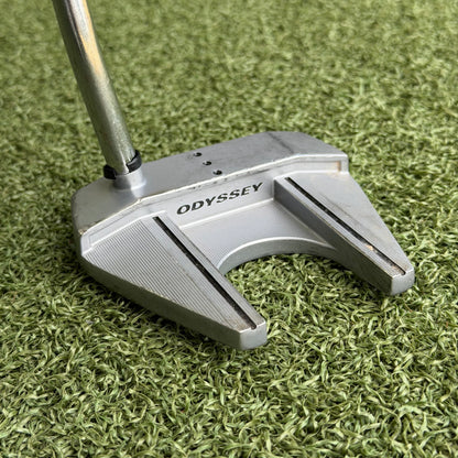 Odyssey White Hot OG #7 Golf Putter / 33 Inch - Pre Owned Golf 