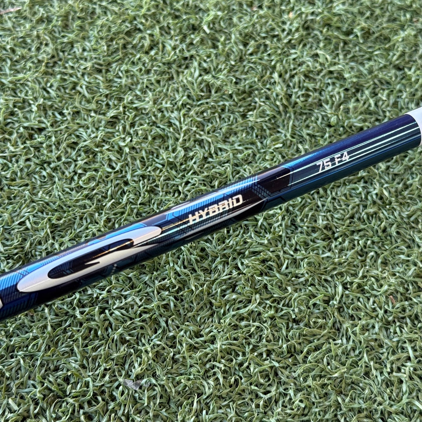 Mizuno ST-Max 230 #4 Hybrid / 22 Degree / Stiff Flex