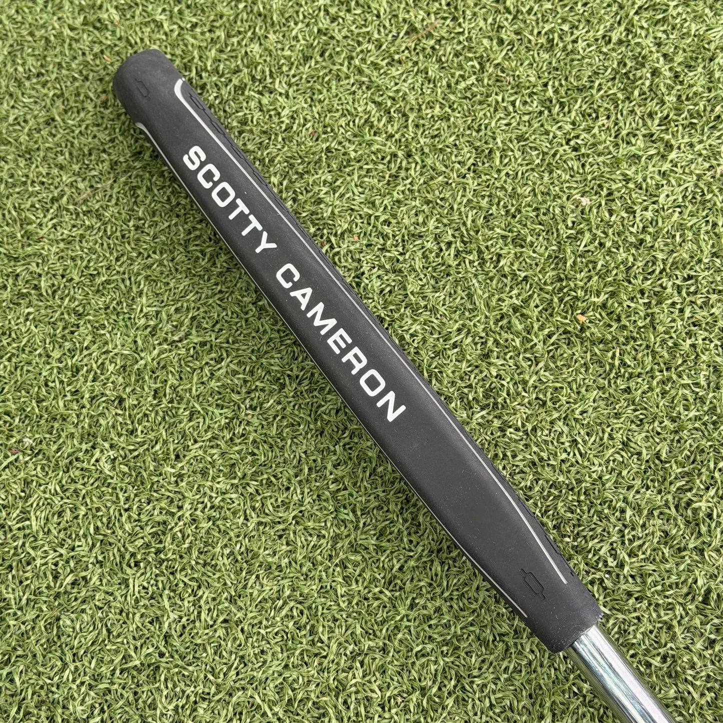 Scotty Cameron Champions Choice Newport 2 Button Back Putter / 34 Inch