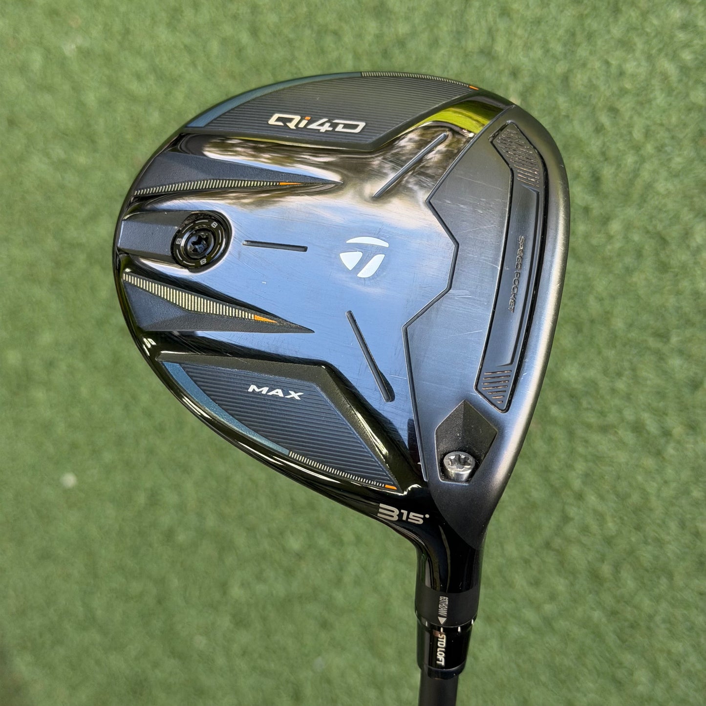 TaylorMade Qi4D Max #3 Fairway Wood / 15 Degree / Regular Flex REAX 50