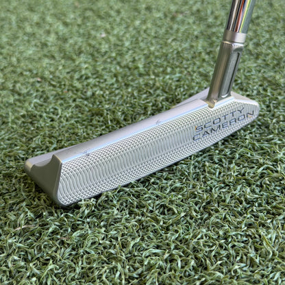 Scotty Cameron Super Select Newport 2.5+ Putter / 34 Inch