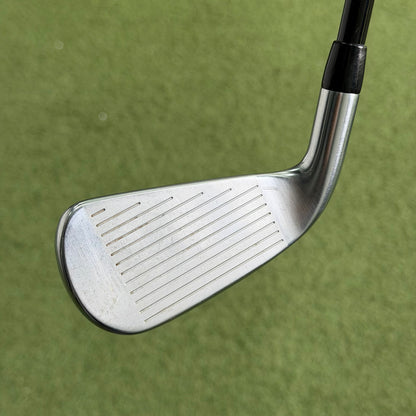 Titleist U505 #3 Utility Iron / 20 Degree / Stiff Flex - Pre Owned Golf 