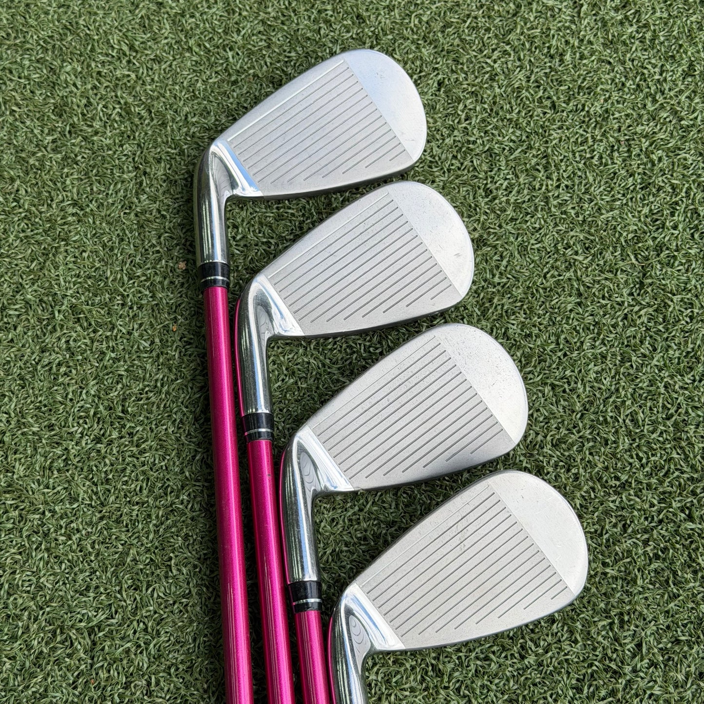 Yonex Reine Golf Iron Set / 5-SW / Ladies Flex Graphite Shafts