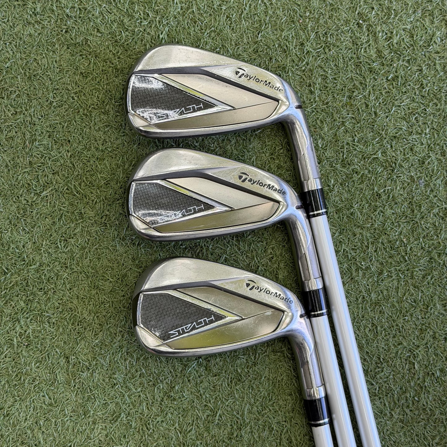 TaylorMade Stealth Iron Set / 6-PW / Ladies Flex - Pre Owned Golf 