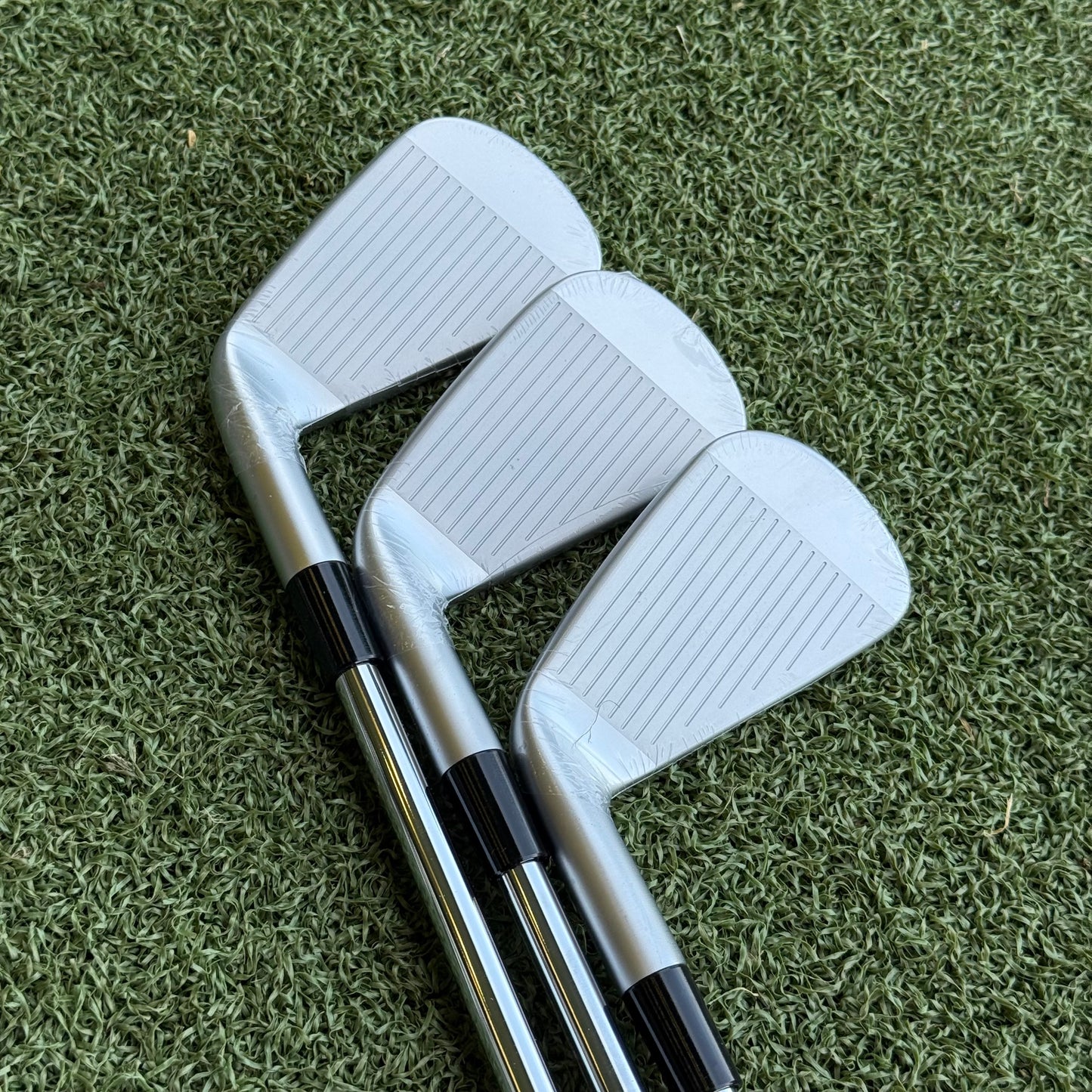 TaylorMade P790 2023 / 5-PW / Regular Flex
