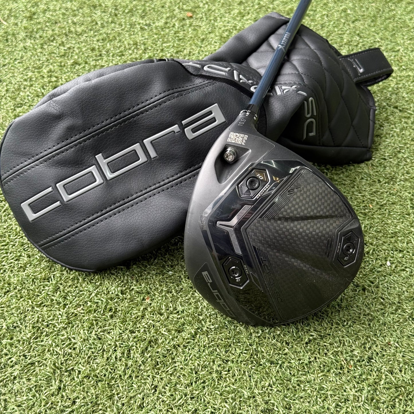 Cobra DS-Adapt LS Golf Driver / 10.5 Degree / Stiff Flex