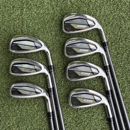 Wilson Staff D9 Golf Iron Set / 5-PW+SW / Regular Flex Graphite Shafts - Pre Owned Golf 
