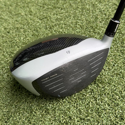 TaylorMade M4 Golf Driver / 10.5 Degree / Regular Flex - Pre Owned Golf 