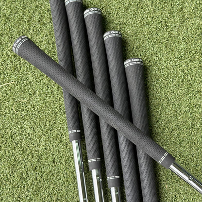 Mizuno JPX 923 Hot Metal Iron Set / 5-PW / Regular Flex - Pre Owned Golf 