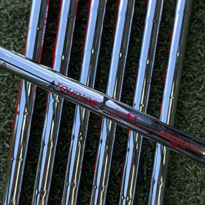 Mizuno JPX 925 Forged Iron Set / 4-PW / Stiff Flex - Pre Owned Golf 