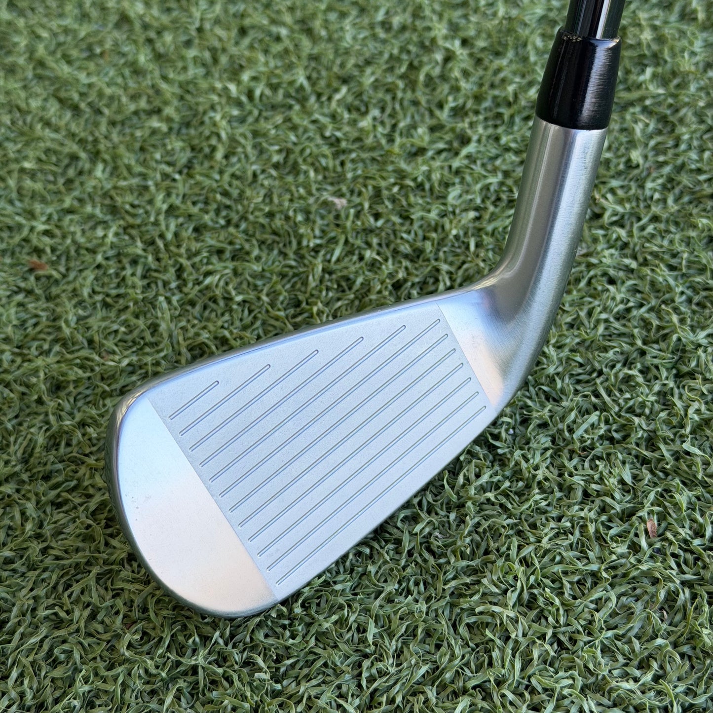 Titleist T250 2025 #4 Iron / 22 Degree / Regular Flex